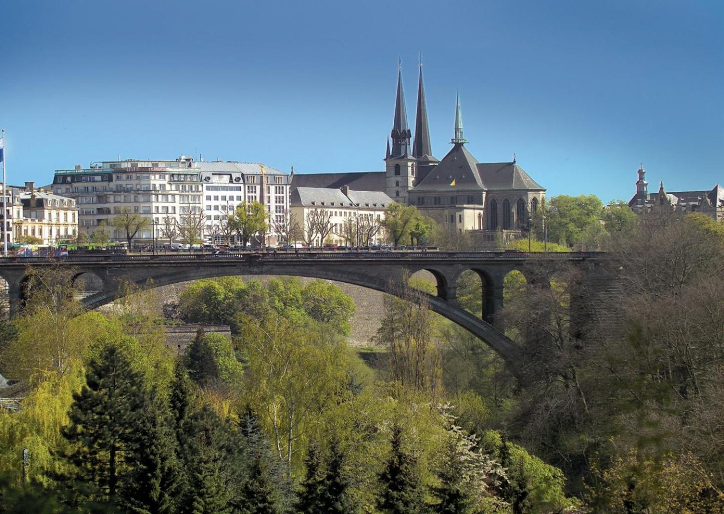 Hotel Parc Belle-Vue Luxembourg Bagian luar foto